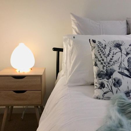 Balfours: Convenient Stay In The Heart Of Adelaide 애들레이드 외부 사진
